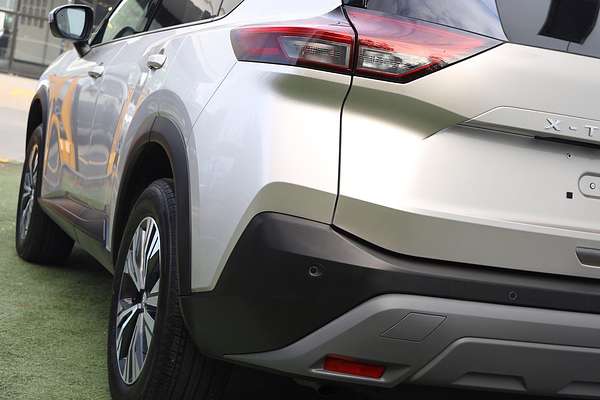 2024 Nissan X-TRAIL ST-L T33