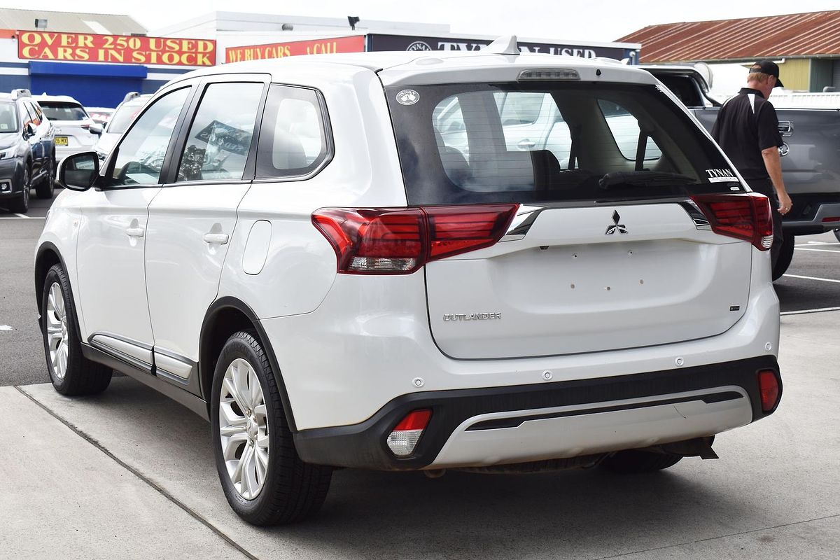 2021 Mitsubishi Outlander ES ZL