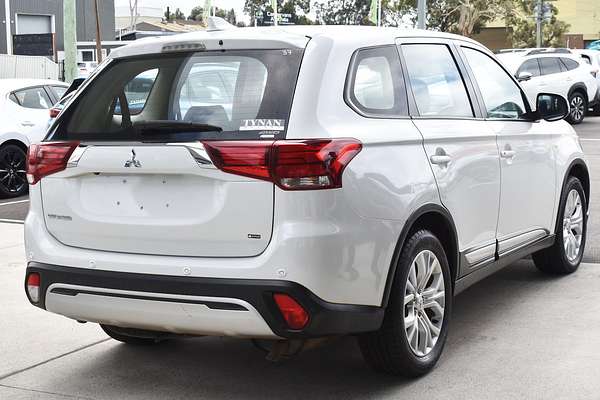 2021 Mitsubishi Outlander ES ZL