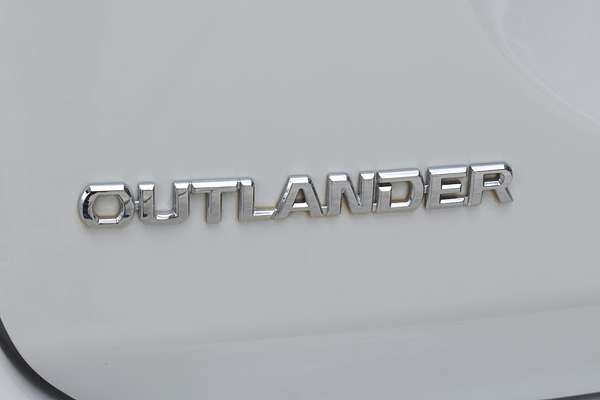 2021 Mitsubishi Outlander ES ZL