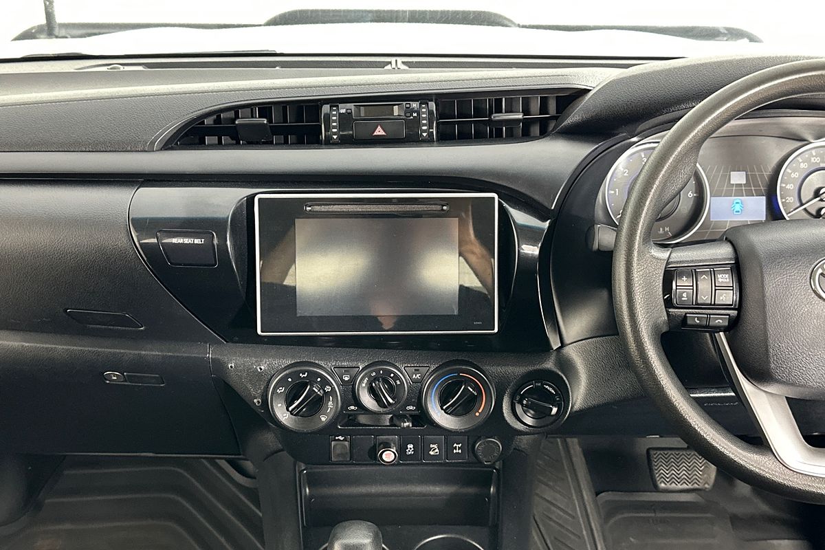 2019 Toyota HILUX SR (4x4) GUN126R MY19 4X4