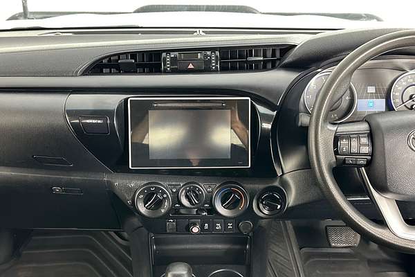 2019 Toyota HILUX SR (4x4) GUN126R MY19 4X4