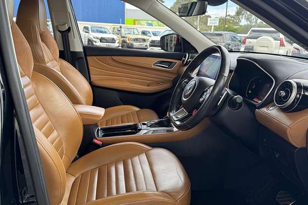 2022 MG HS Essence SAS23