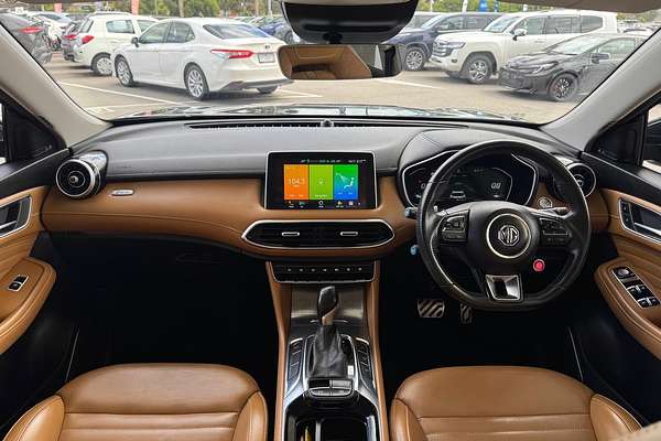 2022 MG HS Essence SAS23