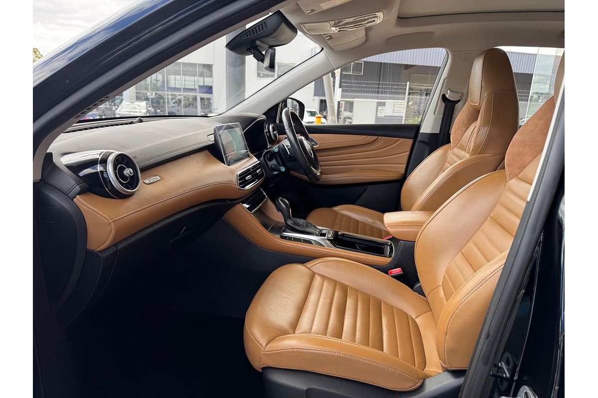 2022 MG HS Essence SAS23