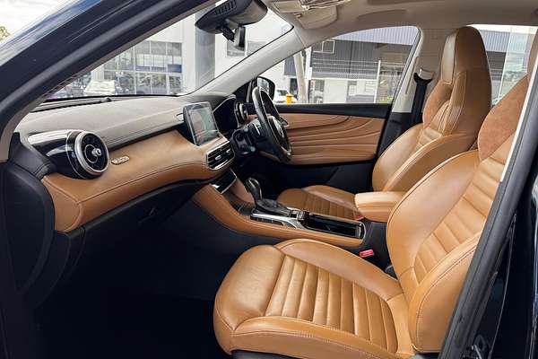 2022 MG HS Essence SAS23