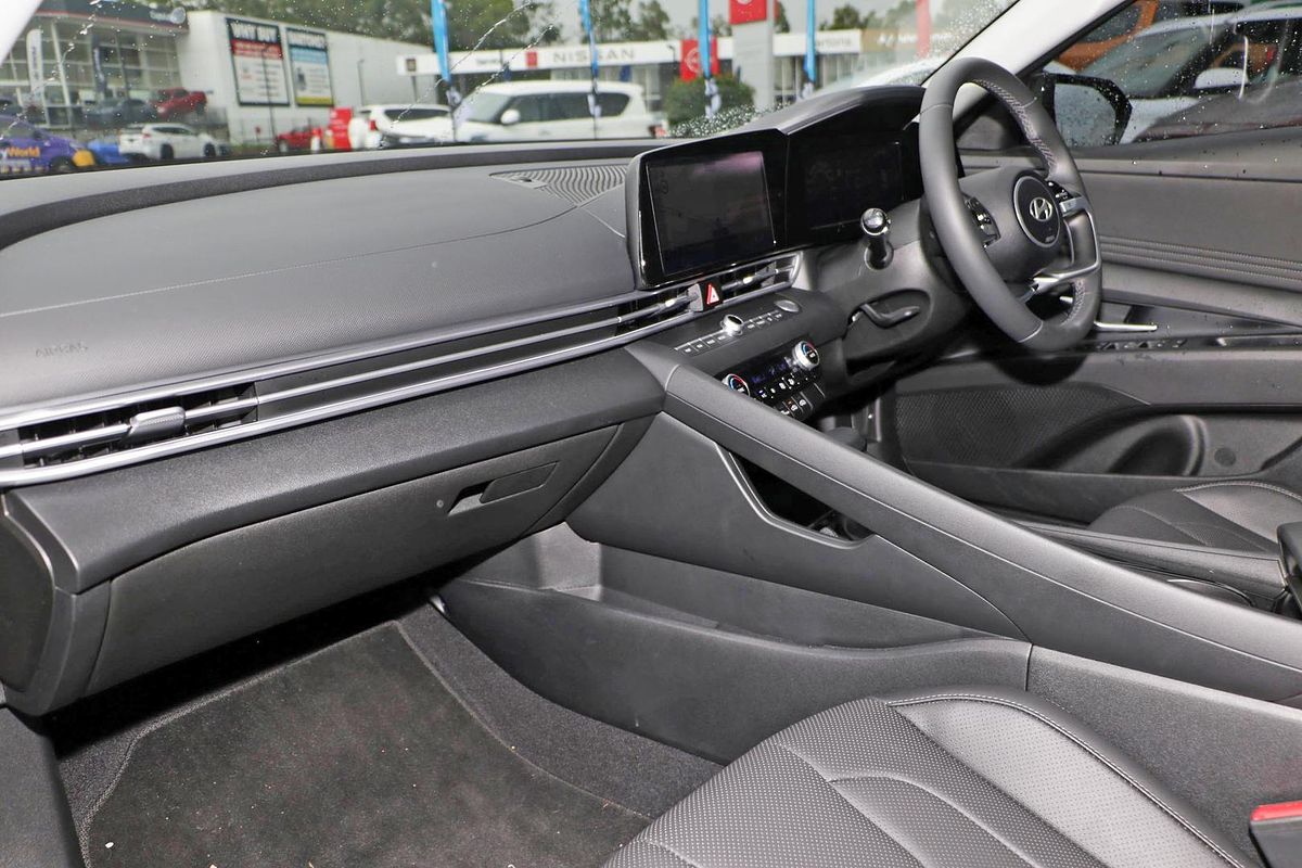 2024 Hyundai i30 Elite CN7.V2