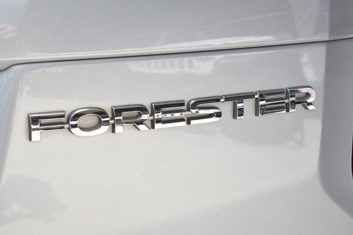 2013 Subaru Forester 2.5i-S S4