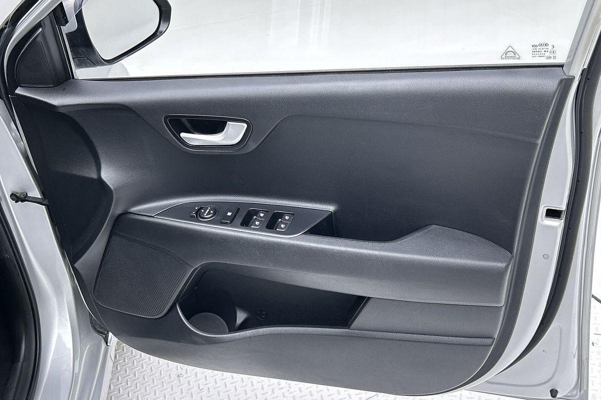 2017 Kia Rio S YB