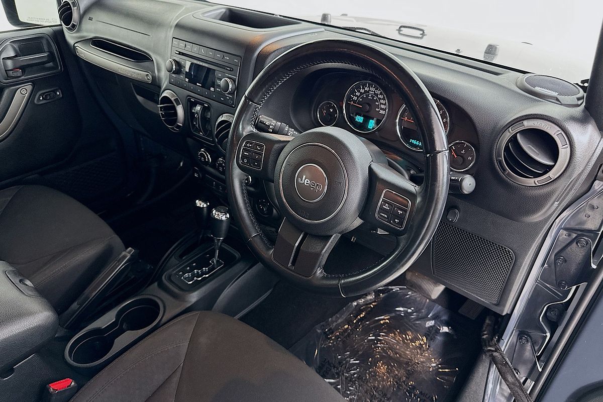 2018 Jeep WRANGLER UNLIMITED SPORT (4x4) JK MY18