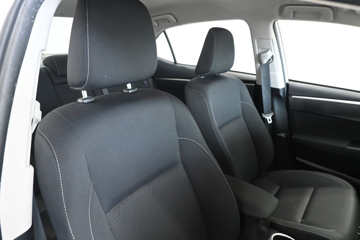 2017 Toyota Corolla Ascent ZRE172R
