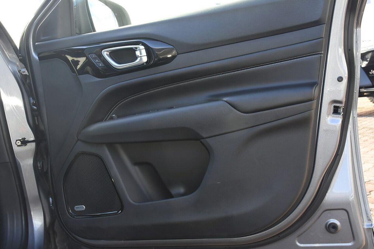 2023 Jeep Compass S-Limited M6