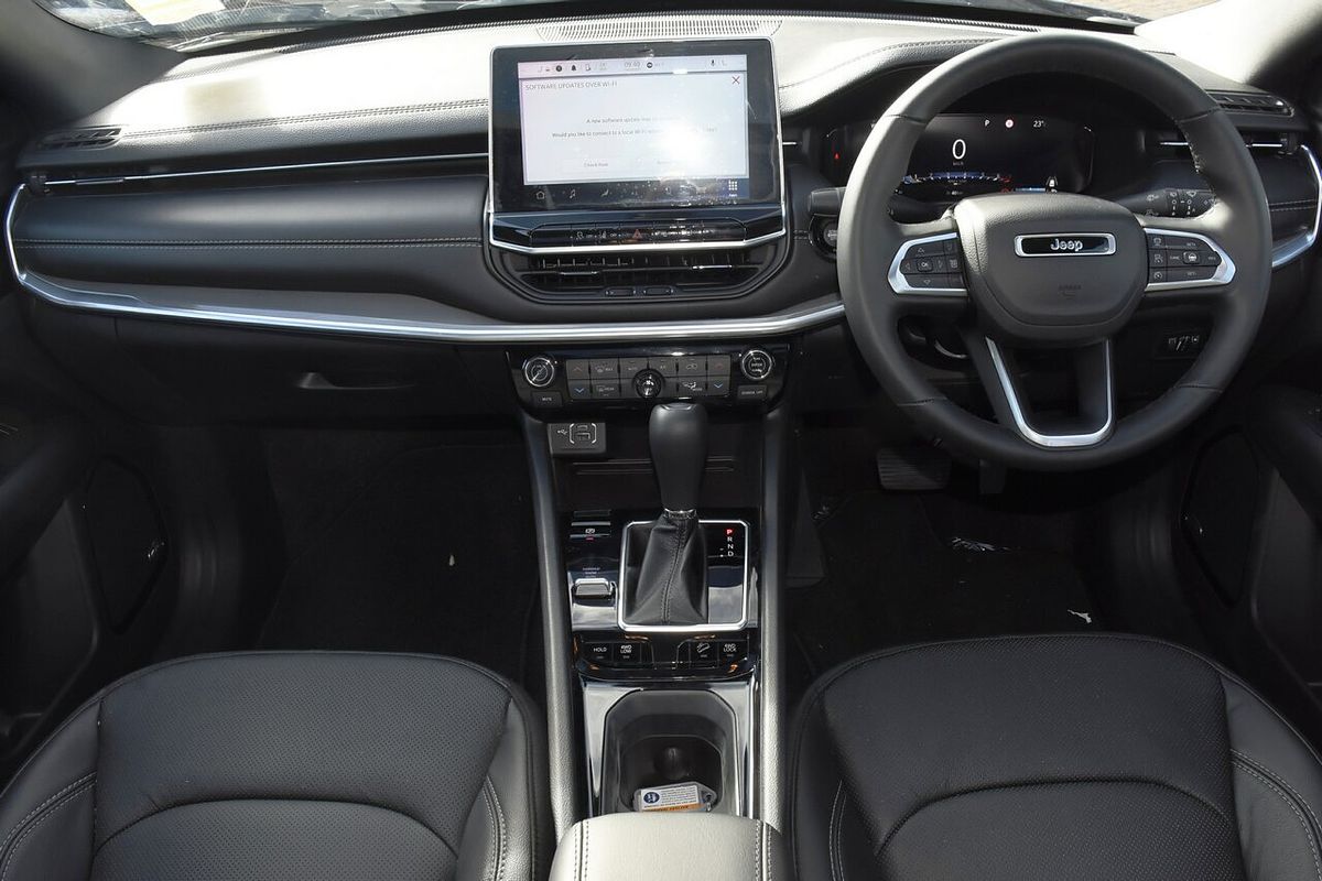 2023 Jeep Compass S-Limited M6