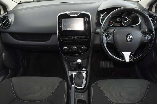 2015 Renault Clio Expression IV B98