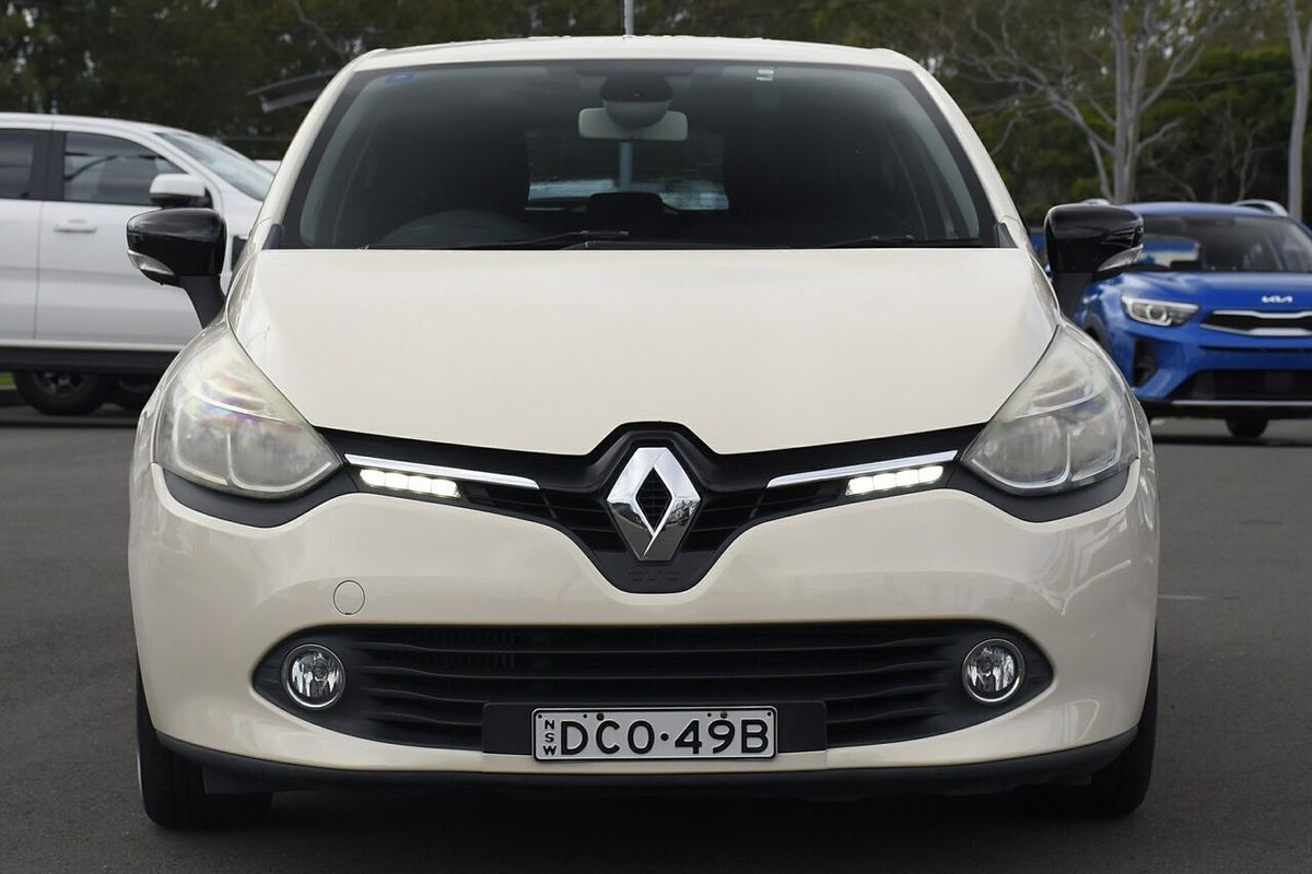 2015 Renault Clio Expression IV B98
