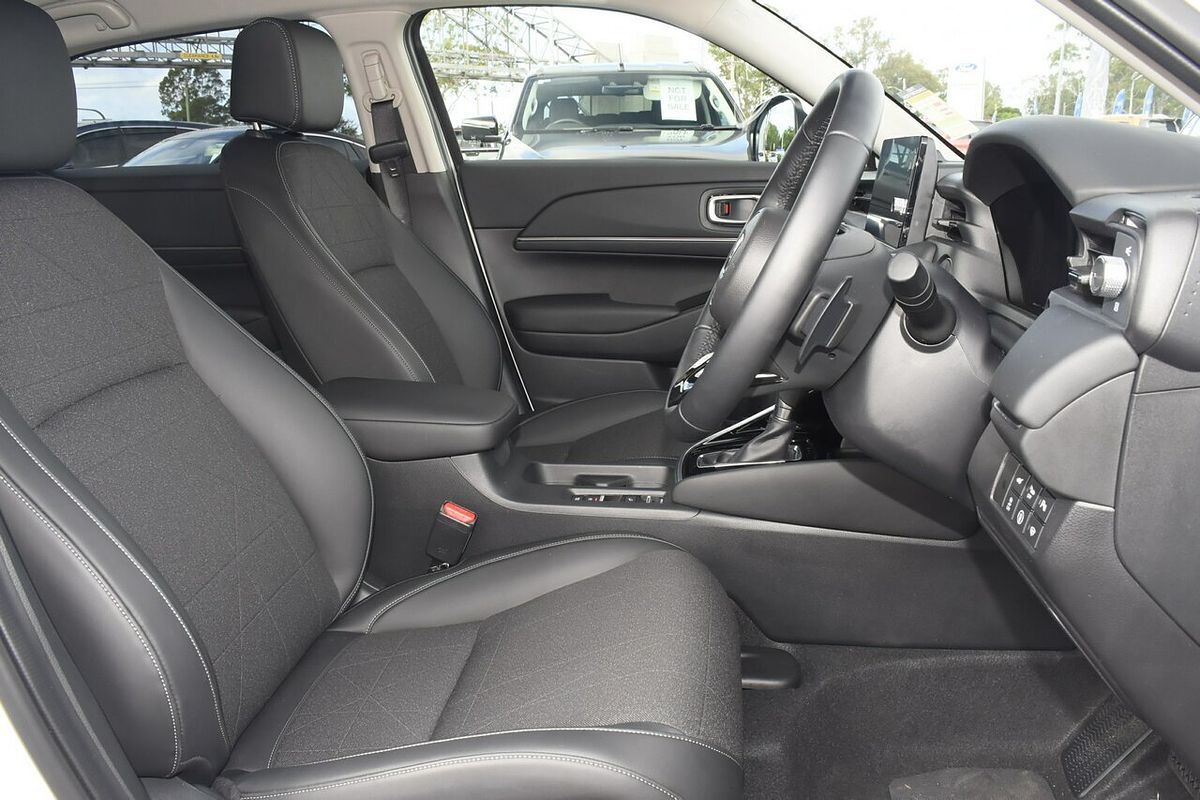 2024 Honda HR-V e:HEV L