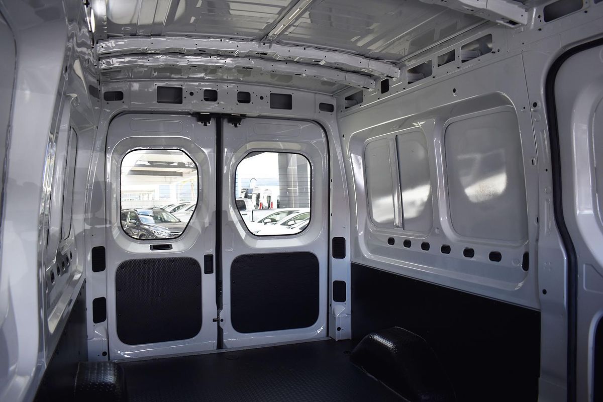 2023 LDV Deliver 9 LWB