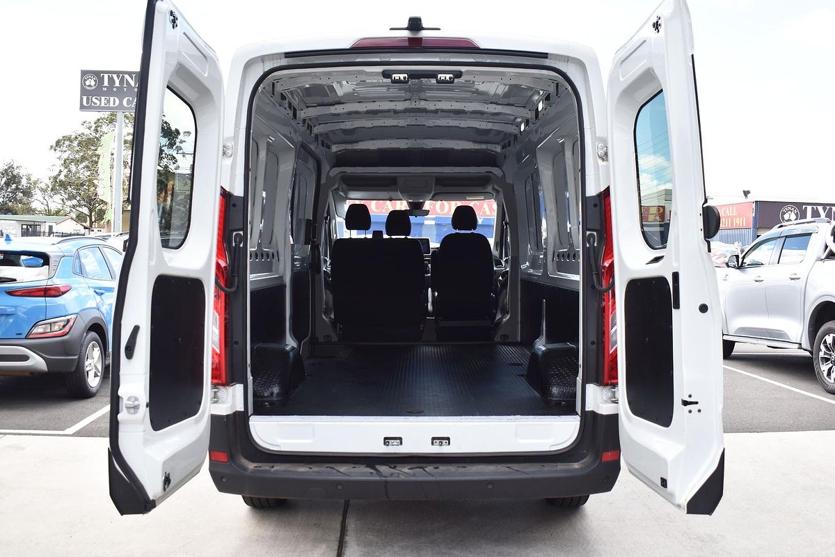2023 LDV Deliver 9 LWB