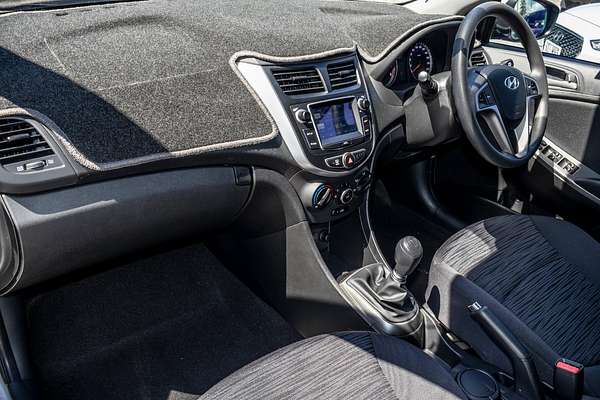 2016 Hyundai Accent Active RB3