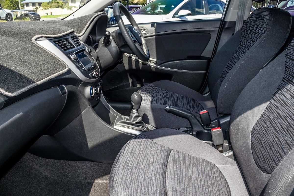 2016 Hyundai Accent Active RB3