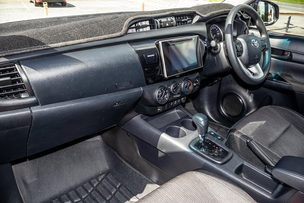 2019 Toyota Hilux SR GUN126R 4X4