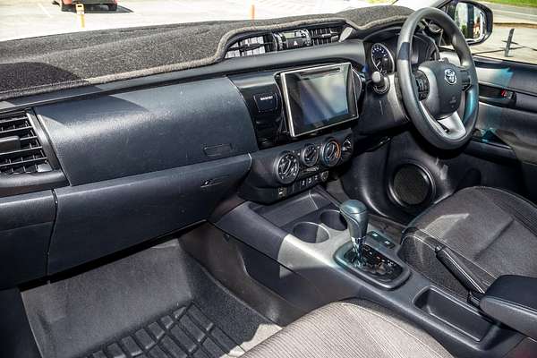 2019 Toyota Hilux SR GUN126R 4X4