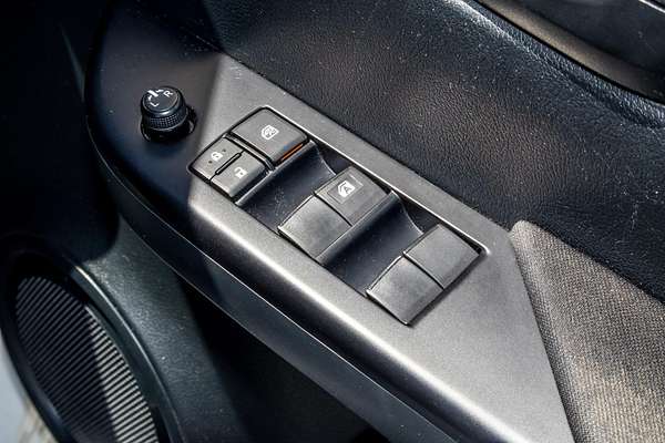 2019 Toyota Hilux SR GUN126R 4X4
