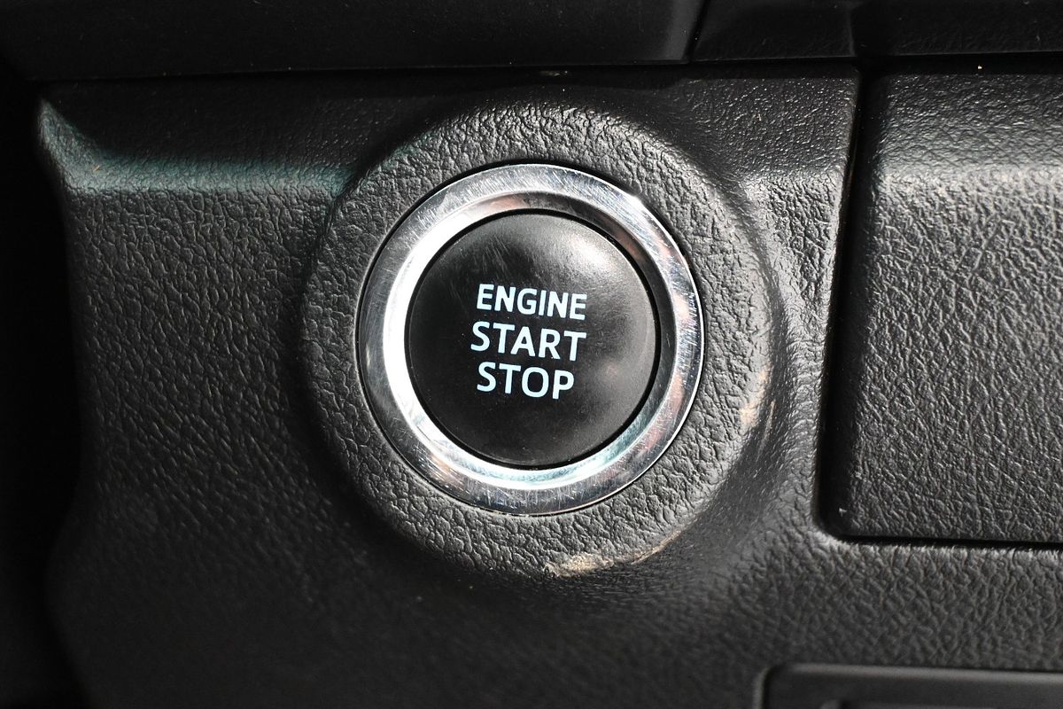 2021 Toyota Hilux Rugged X GUN126R 4X4