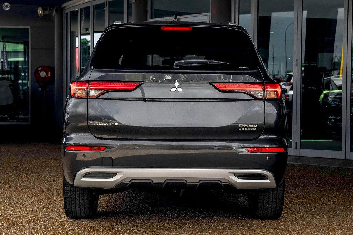 2024 Mitsubishi Outlander PHEV Exceed Tourer ZM