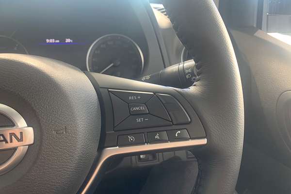 2024 Nissan Navara ST D23 4X4