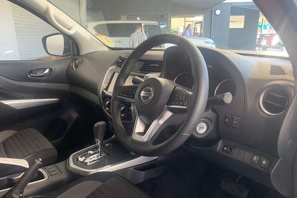 2024 Nissan Navara ST D23 4X4