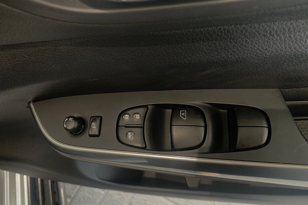 2024 Nissan Navara ST D23 4X4