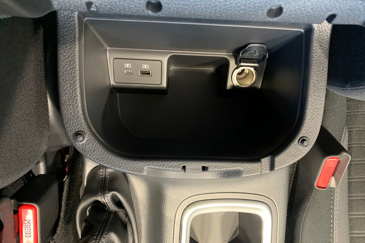 2024 Nissan Navara ST D23 4X4