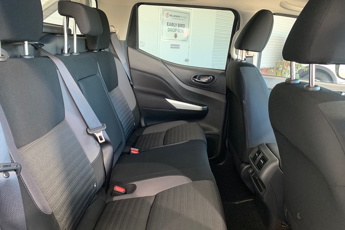 2024 Nissan Navara ST D23 4X4