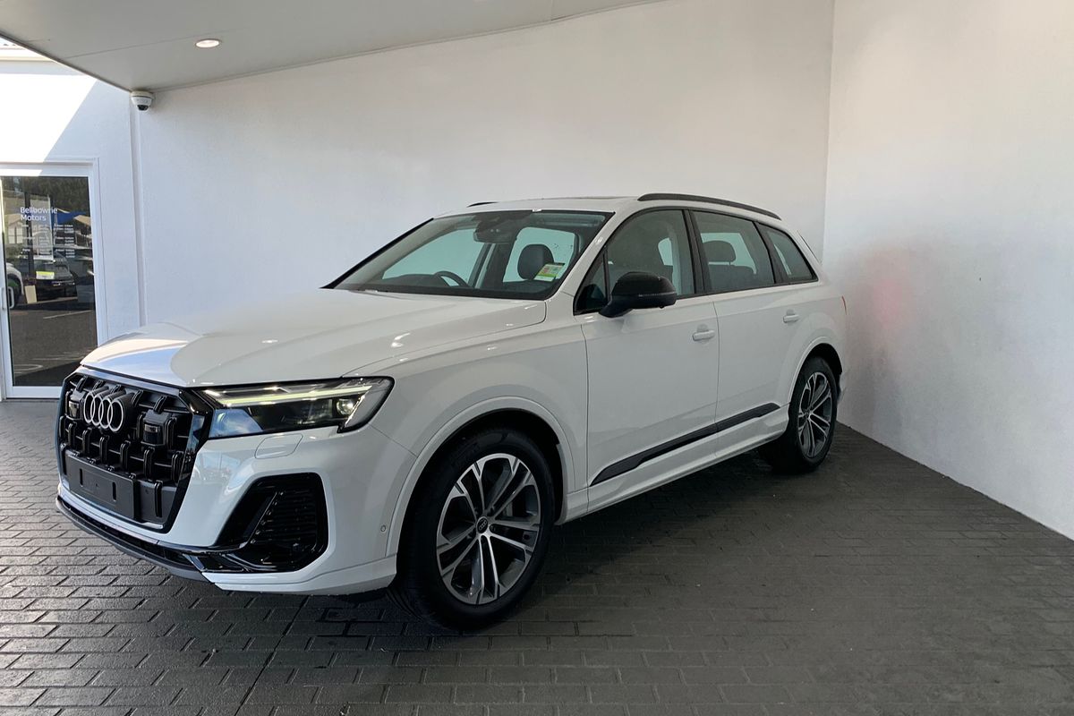 2024 Audi Q7 45 TFSI 4M