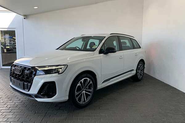 2024 Audi Q7 45 TFSI 4M