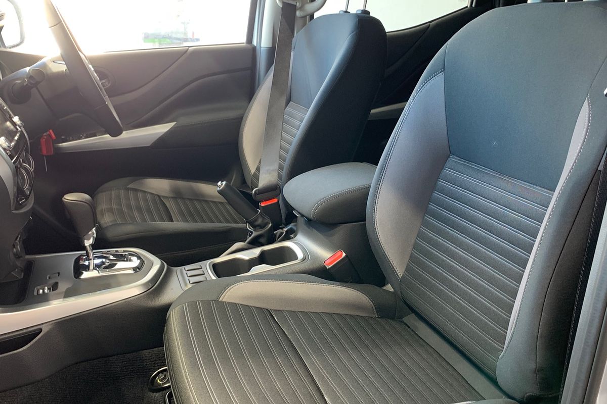 2024 Nissan Navara ST D23 4X4