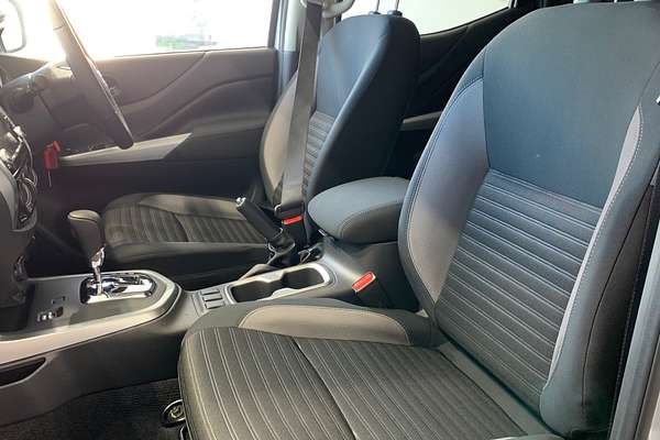 2024 Nissan Navara ST D23 4X4