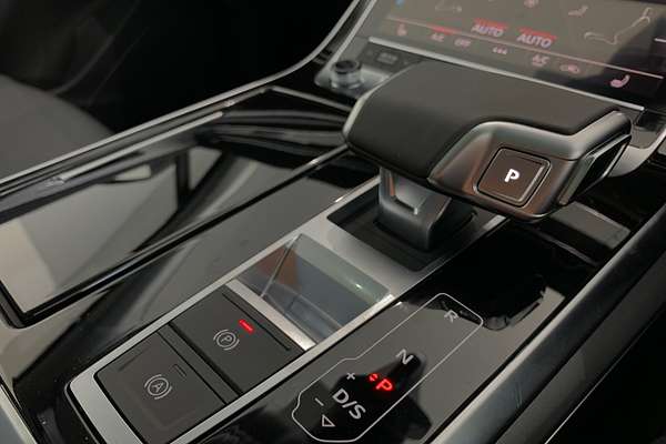 2024 Audi Q7 45 TFSI 4M