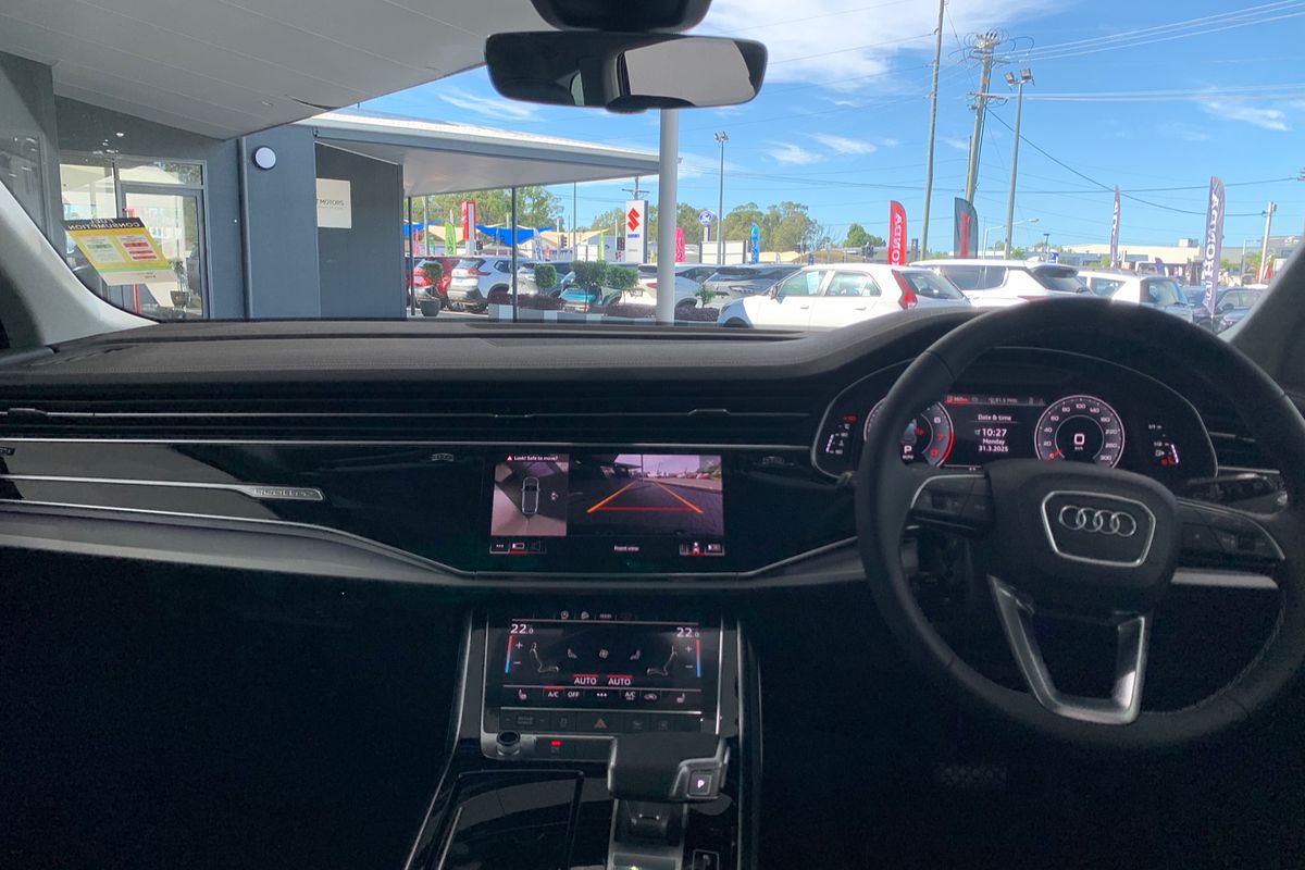 2024 Audi Q7 45 TFSI 4M