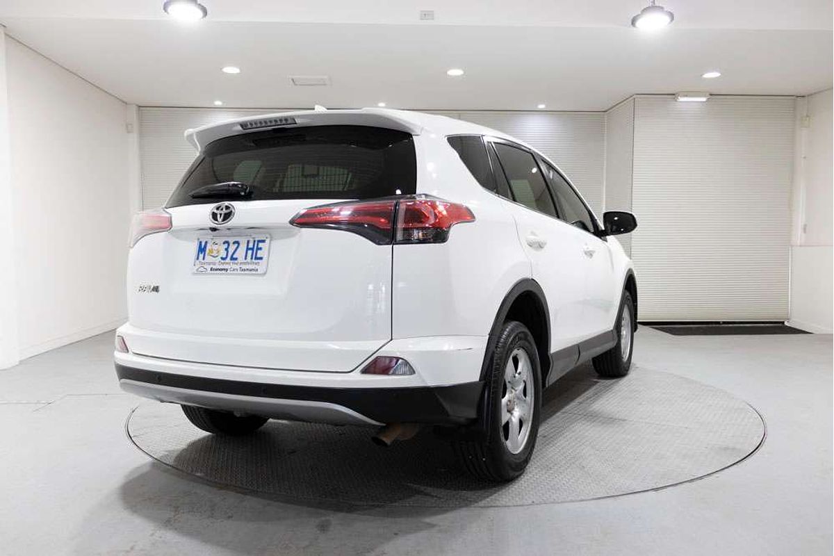 2018 Toyota RAV4 GX ZSA42R