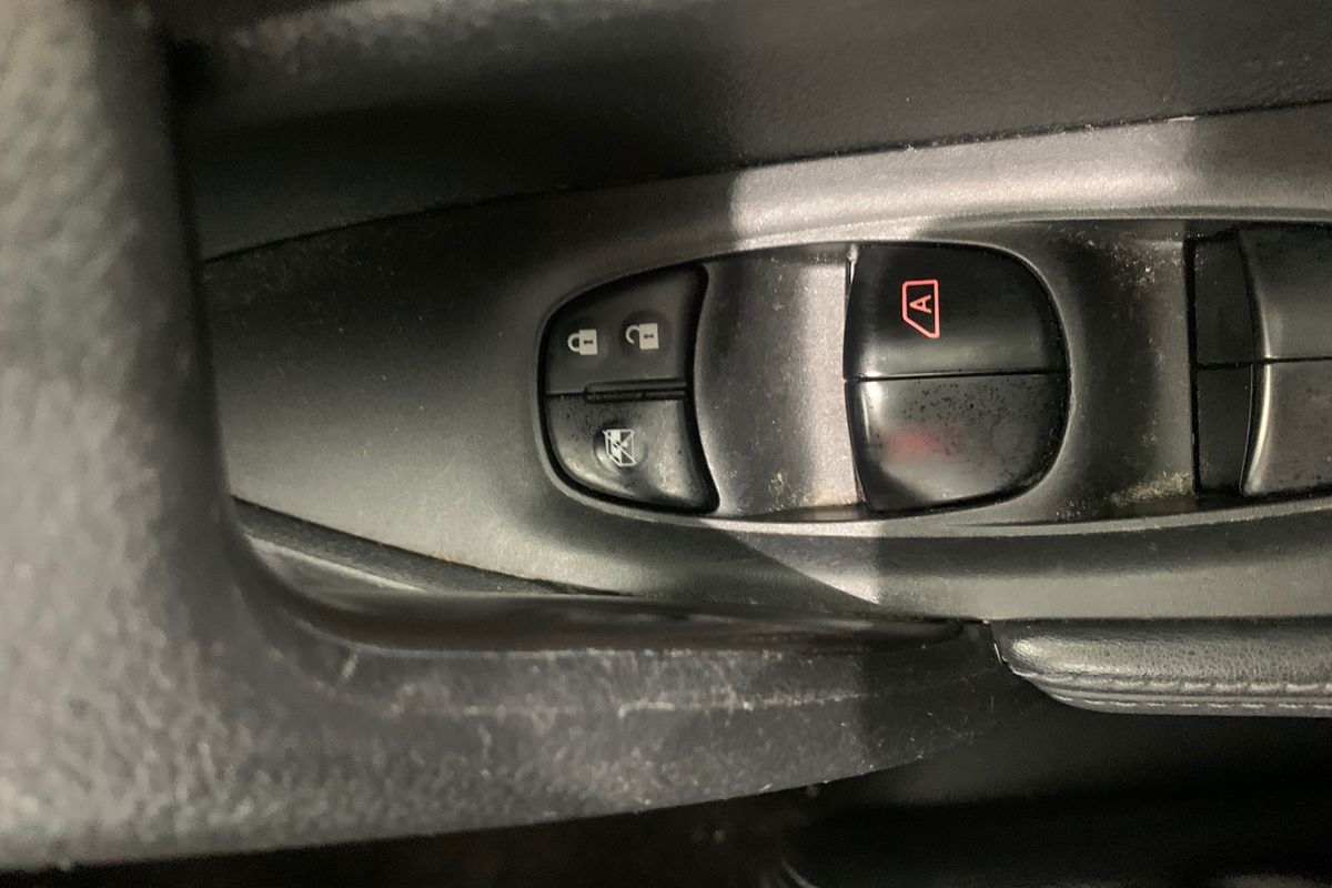 2021 Nissan X-TRAIL ST-L T32