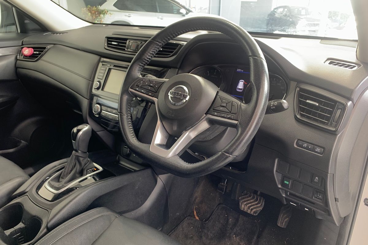 2021 Nissan X-TRAIL ST-L T32