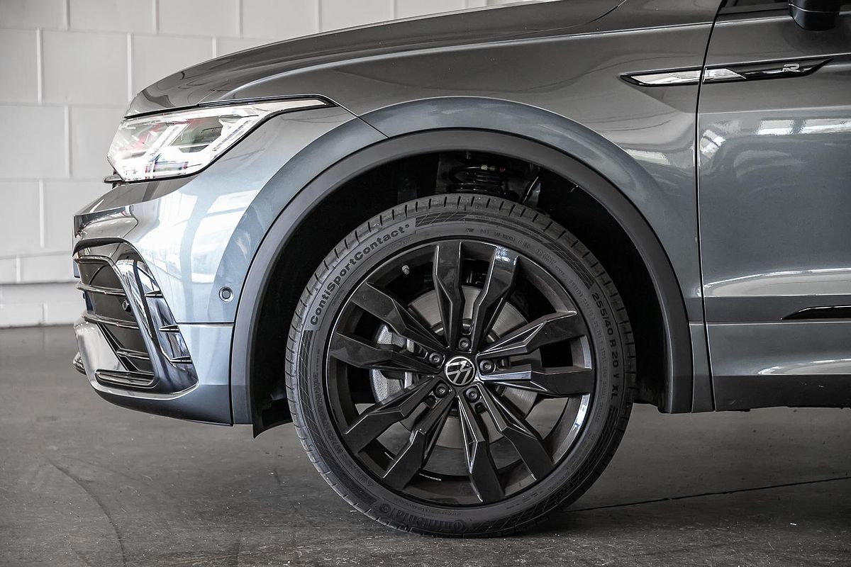 2024 Volkswagen Tiguan Wolfsburg Edition Allspace 5N