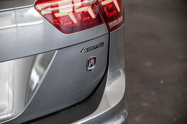 2024 Volkswagen Tiguan Wolfsburg Edition Allspace 5N