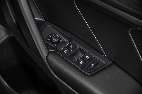 2024 Volkswagen Tiguan Wolfsburg Edition Allspace 5N