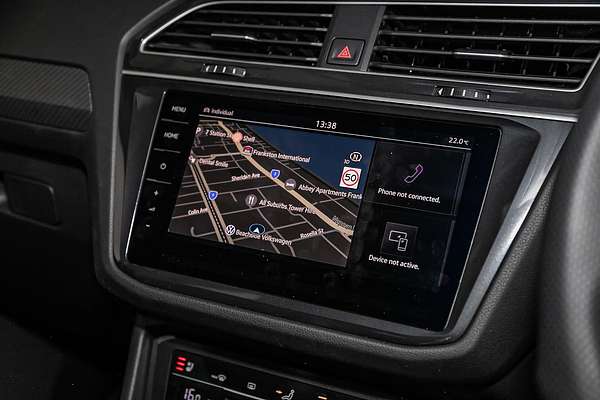 2024 Volkswagen Tiguan Wolfsburg Edition Allspace 5N