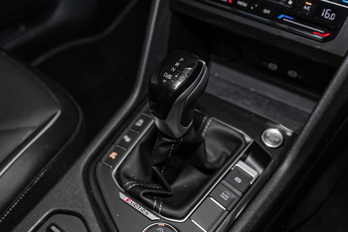 2024 Volkswagen Tiguan Wolfsburg Edition Allspace 5N