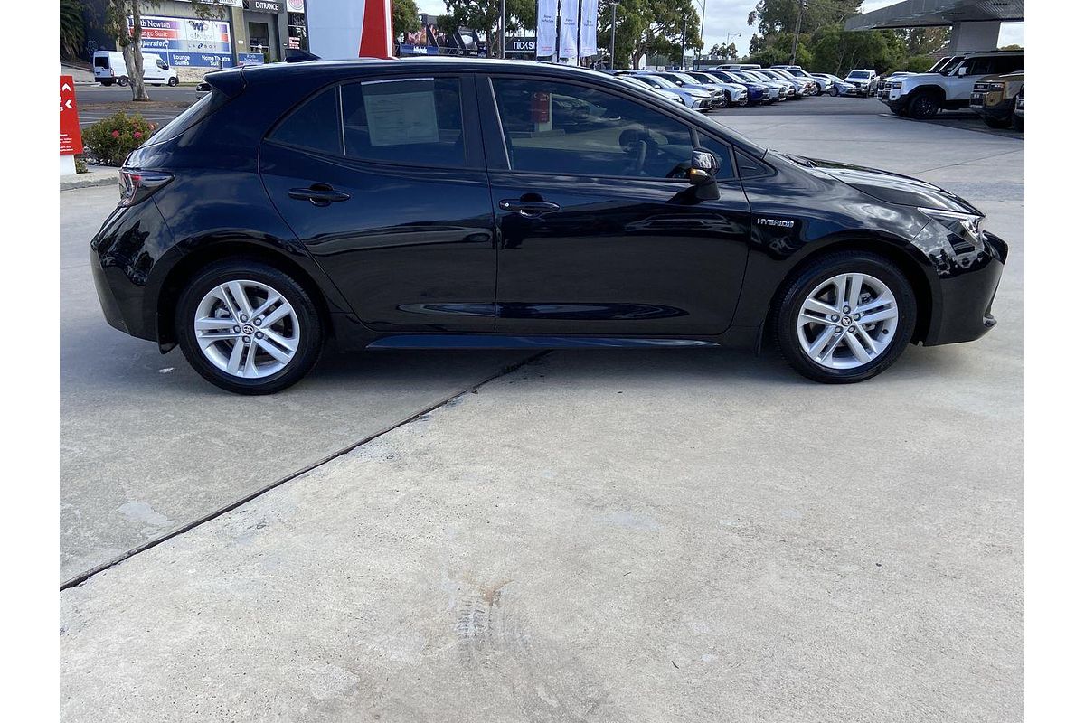 2020 Toyota Corolla Ascent Sport Hybrid ZWE211R