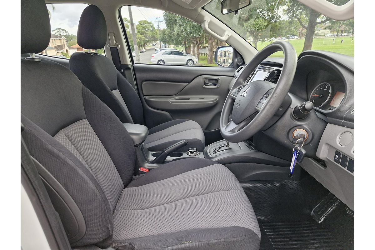 2016 Mitsubishi Triton GLX+ MQ 4X4